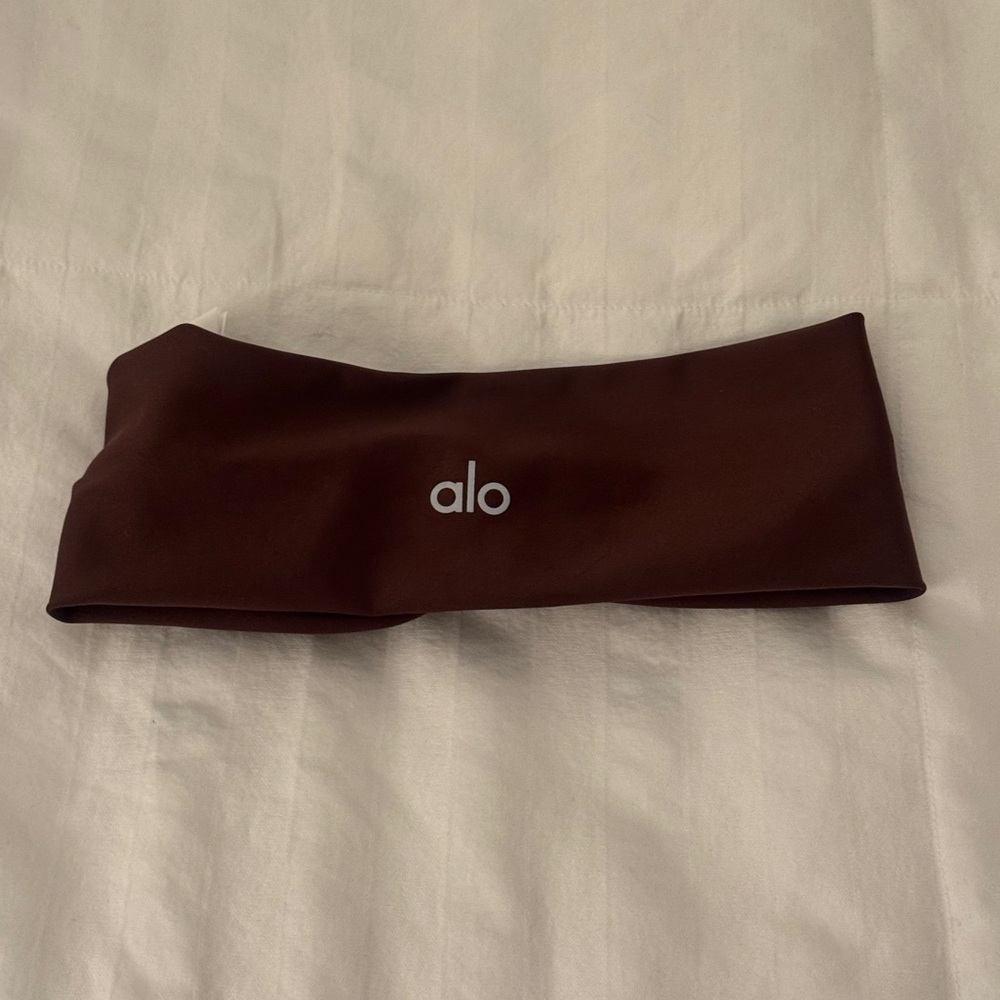 ALO no grip Yoga Chocolate Brown Headband